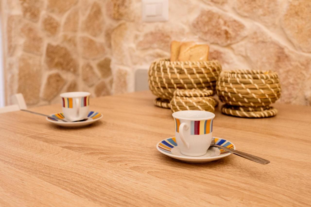 Nonna Vittoria Apartments モーラ・ディ・バーリ エクステリア 写真