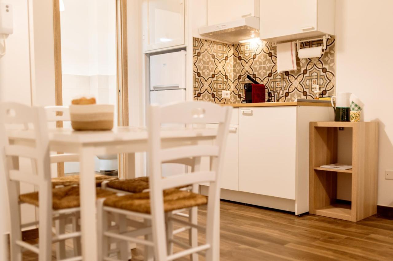Nonna Vittoria Apartments モーラ・ディ・バーリ エクステリア 写真