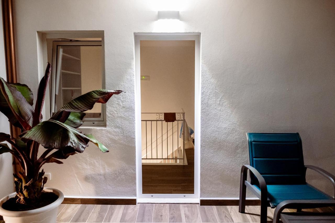 Nonna Vittoria Apartments モーラ・ディ・バーリ エクステリア 写真